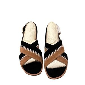 Jack Rogers Amelia City Sandal in Suede. Size 8.5. NWT